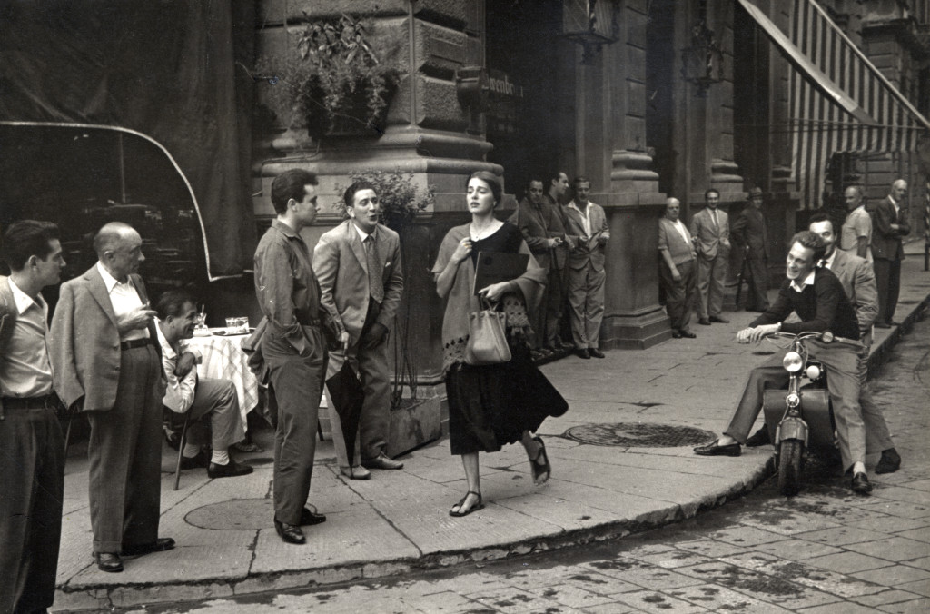 Ruth Orkin, Amerikaans meisje in Italië, 1951, c Ruth Orkin Courtesy Howard Greenberg Collection