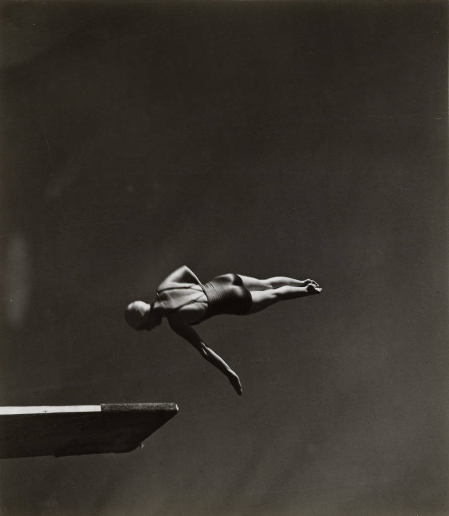 Schoonspringster Marjorie Gestring, John Gutmann, San Francisco, 1936, collectie Rijksmuseum