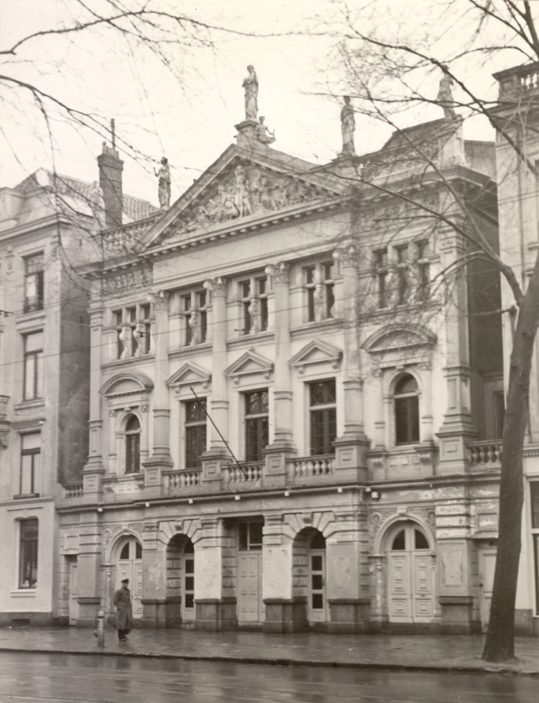 Exterieur Hollandsche Schouwburg, ca. 1943. collectie NIOD