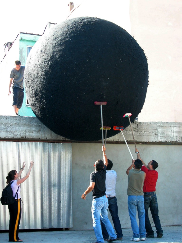 Black Ball Istanbul, Yvonne Dröge Wendel