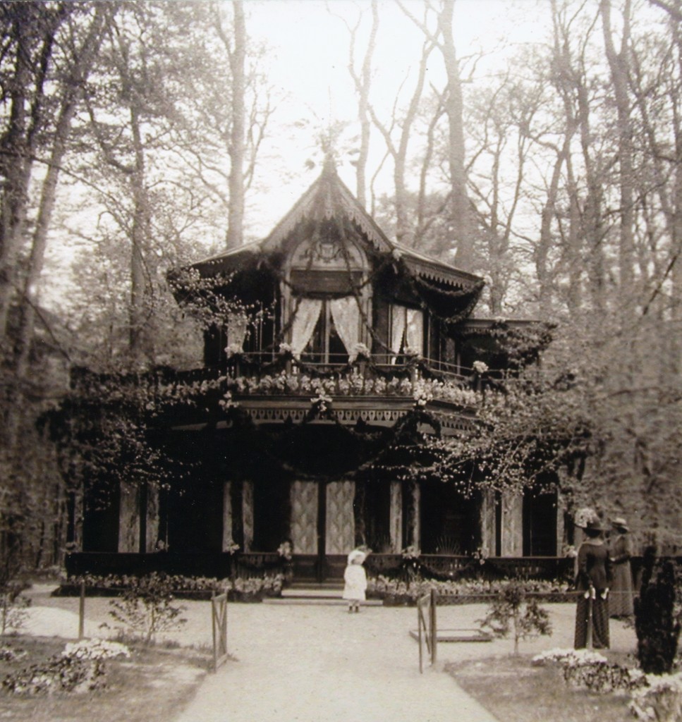Prinses Julia bij het chalet, 1912, fotograaf onbekend, Koninklijke Verzamelingen Den Haag