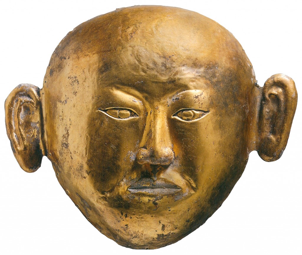 Gouden dodenmasker uit het graf van de prinses van Chen, 1018 na Chr., collectie Inner Mongolia Museum, Hohot (China)