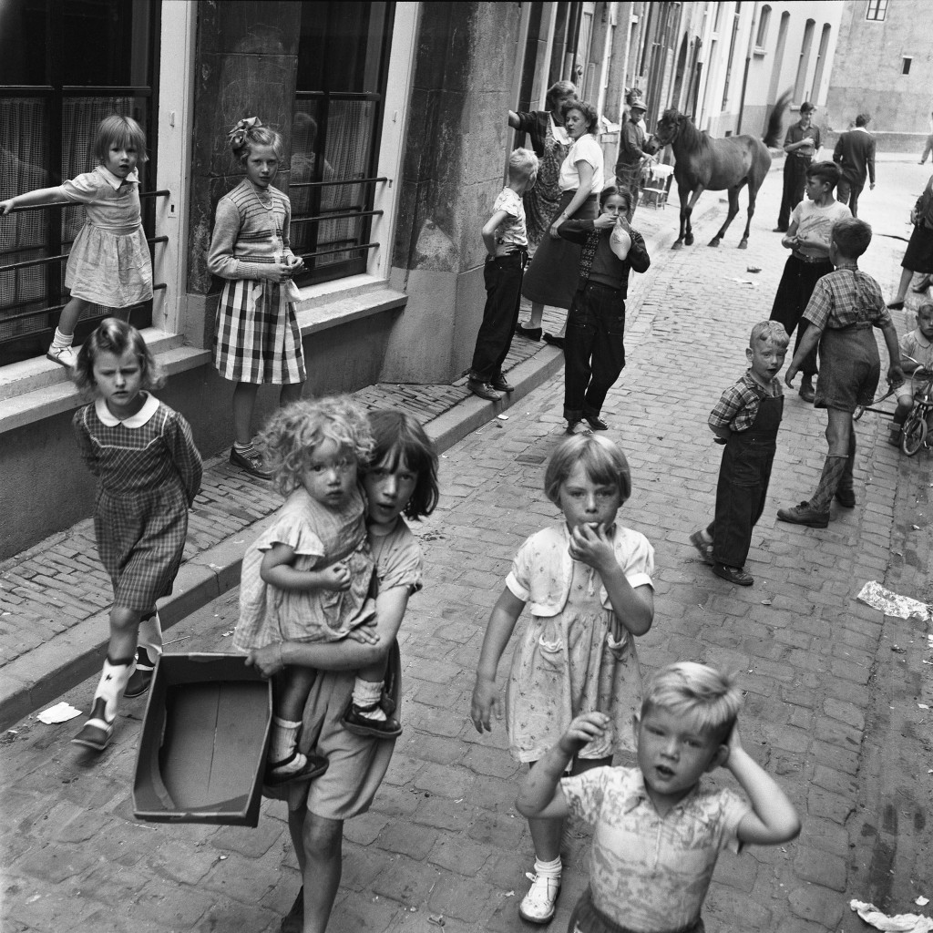 Maria Austria, Armoede in de Benedenstad van Nijmegen, 1954, c Maria Austria/MAI